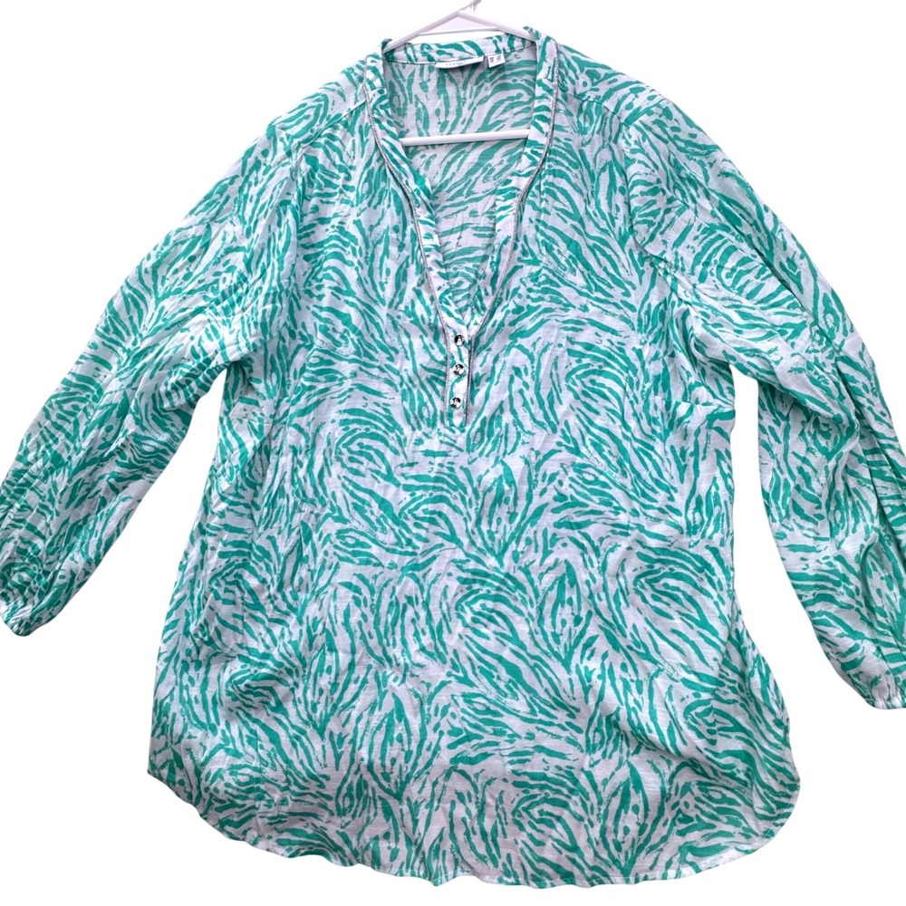 Susan Graver Passport Blouse Women 2X Green Zebra Print Henley Resort Cruise